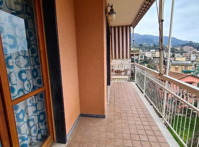 Spicchio Di Mare Su By Portofinovacanze